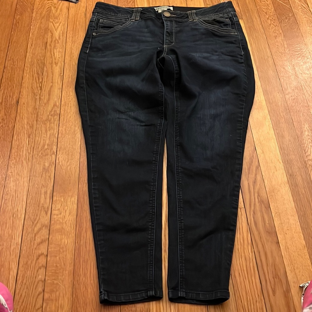 Democracy • EUC ab technology stretch straight leg jean • size 16W